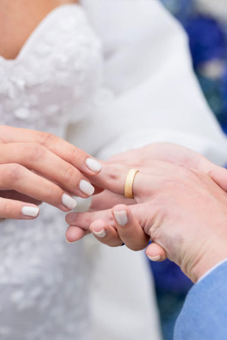 Custom wedding band by OROSERGIO Toronto